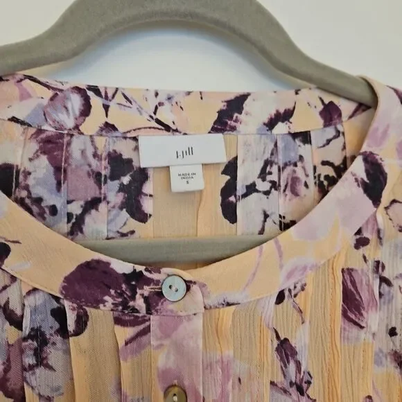 J. Jill Pintucked Bell Sleeve‎ Floral Purple Peach 3/4 Sleeve Tunic Top size Sm. - Picture 2 of 10